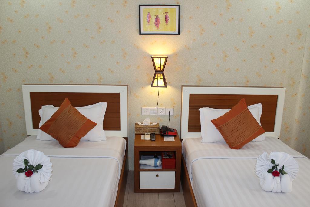 Hotel Kan Kaw Yangon Oda fotoğraf