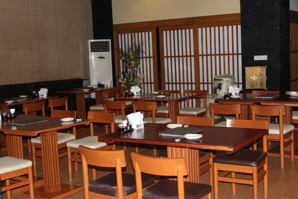 Hotel Kan Kaw Yangon Dış mekan fotoğraf
