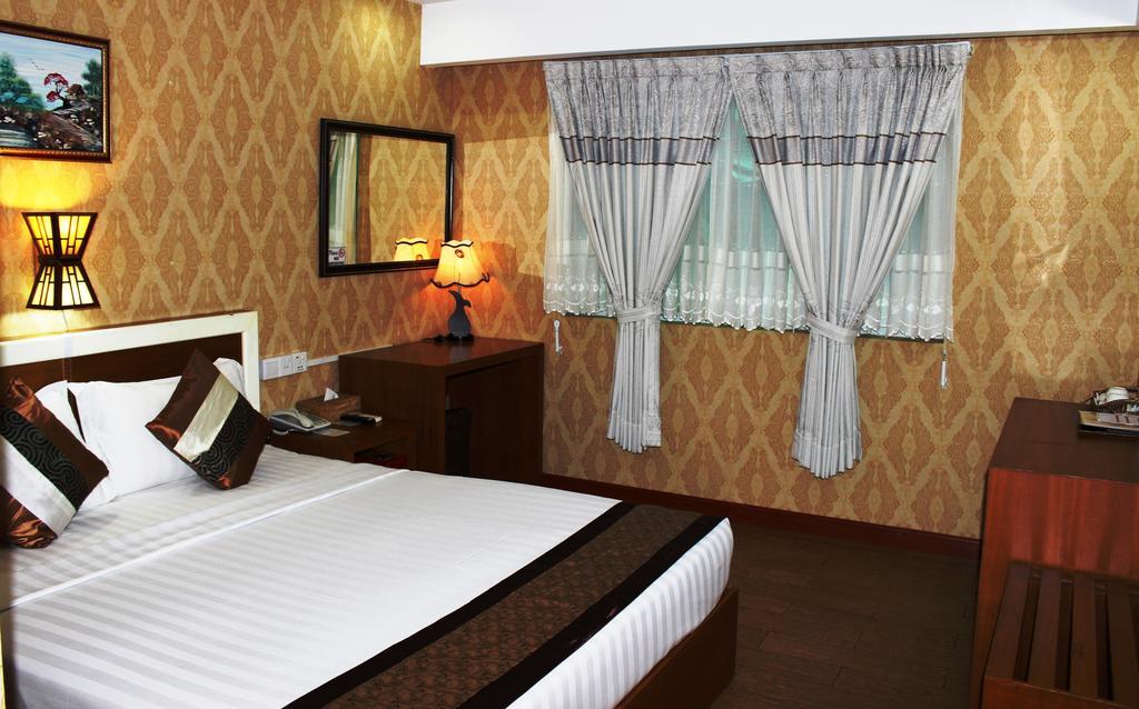 Hotel Kan Kaw Yangon Dış mekan fotoğraf
