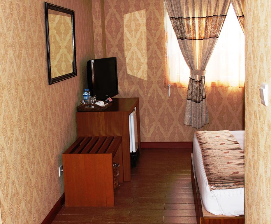 Hotel Kan Kaw Yangon Dış mekan fotoğraf