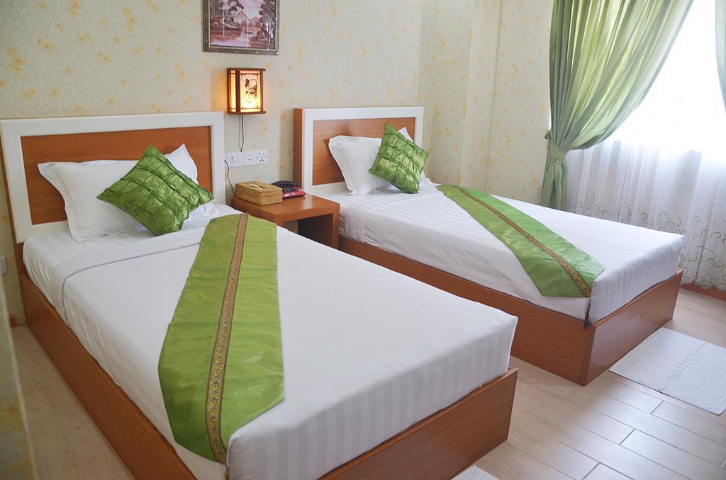 Hotel Kan Kaw Yangon Dış mekan fotoğraf