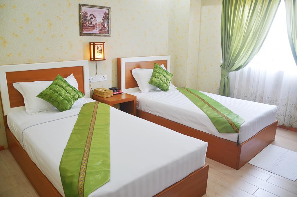 Hotel Kan Kaw Yangon Dış mekan fotoğraf