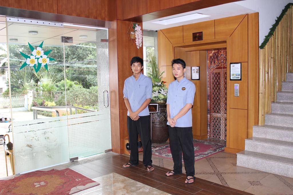 Hotel Kan Kaw Yangon Dış mekan fotoğraf