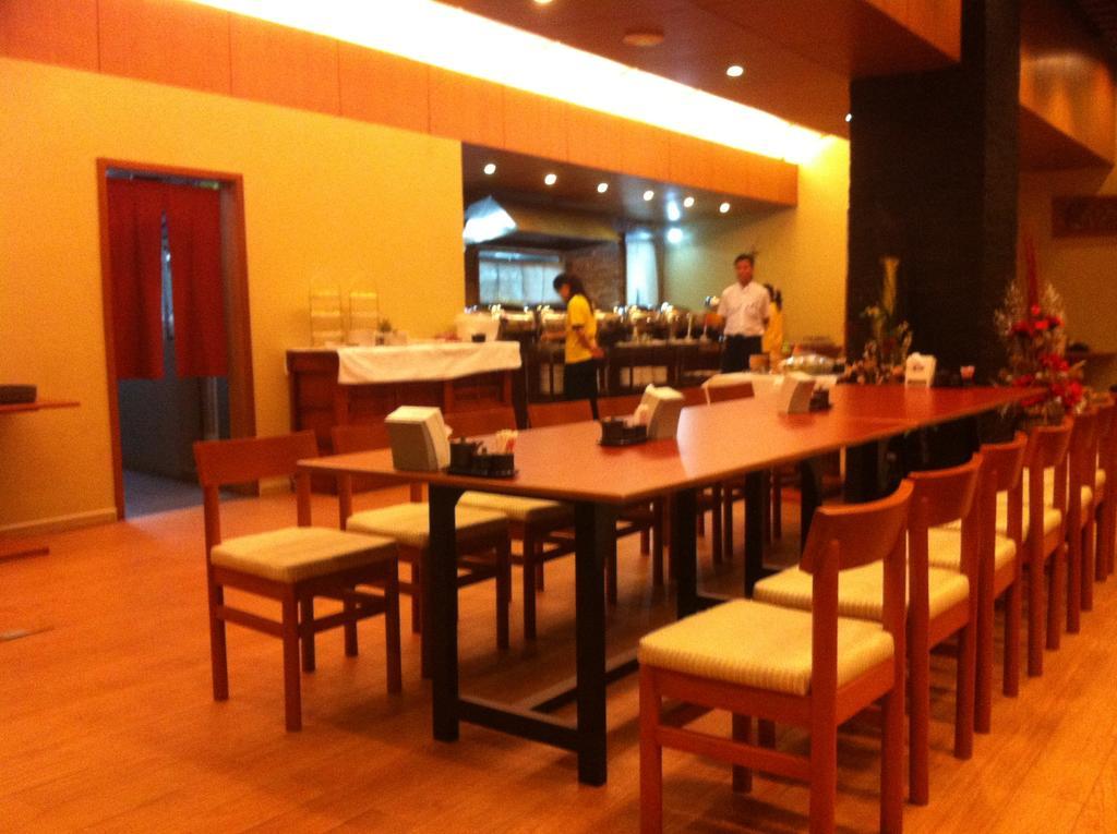 Hotel Kan Kaw Yangon Dış mekan fotoğraf